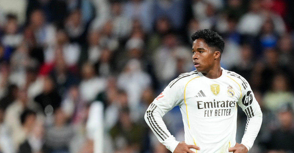 每场德里克首发并出场45分钟,帕尔梅拉斯将获最高1250万欧元的7.5万欧奖金 每场德里克首发并出场45分钟,帕尔梅拉斯将获最高1250万欧元的7.5万欧奖金