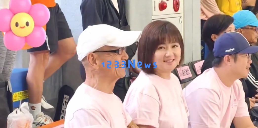 45岁任家萱休息两年为二胎做准备,体重飙升至160斤身材变化明显,现场喊“宝宝快出来”令人惊喜