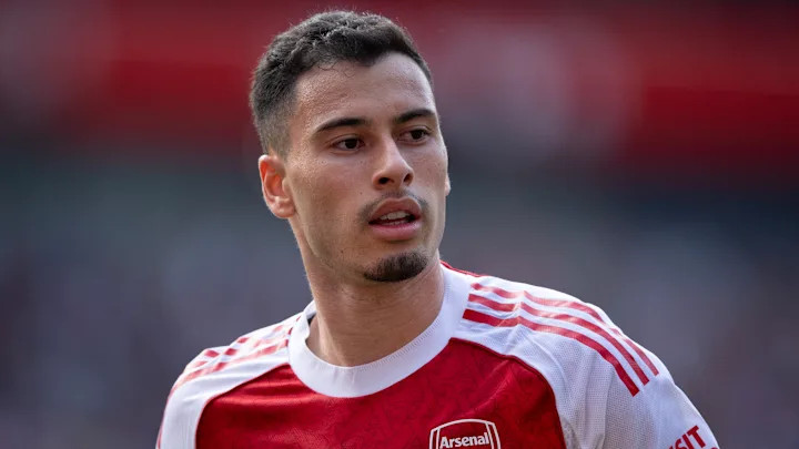 马丁内利在阿森纳迎来250场比赛里程碑:向一直支持我的球迷们致以感谢 马丁内利在阿森纳迎来250场比赛里程碑:向一直支持我的球迷们致以感谢