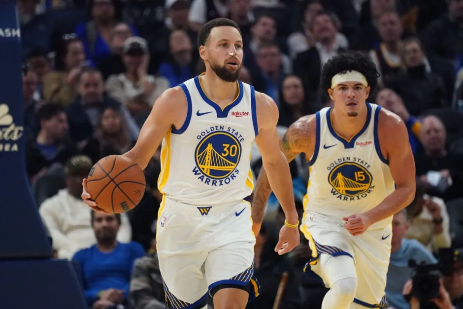 库里:尽管面临各种挑战,只要我在场上,就始终有可能取得胜利