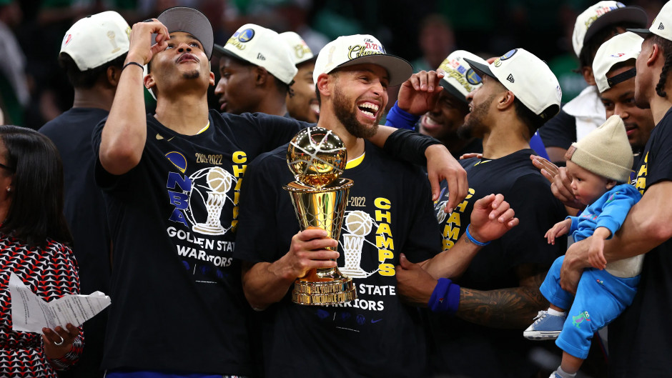 近十年NBA总决赛FMVP排行詹姆斯位列榜首