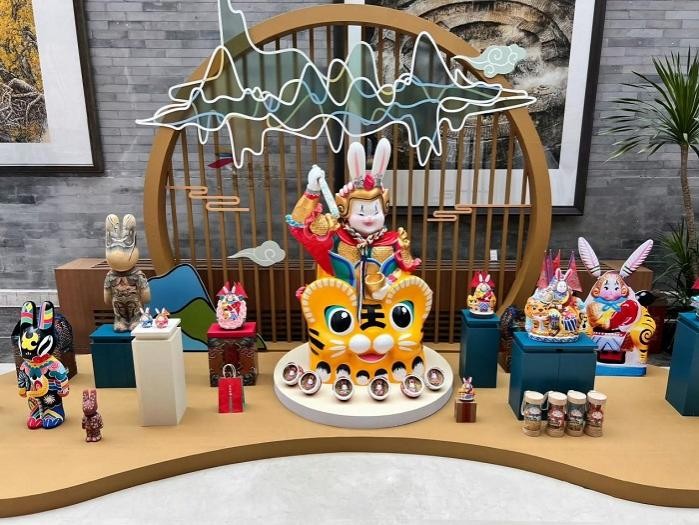 “文创+非遗”群峰毕至 北京礼品家居展开创旅游商品新格局_新闻热点
