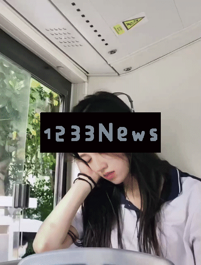 杨幂挑战农村妇女角色遭吐槽白白净净的动态图