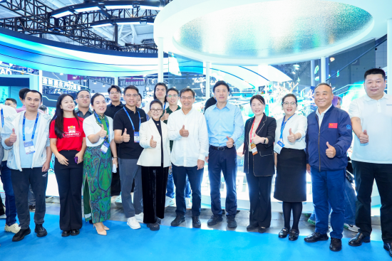 希影亮相第二十六届高交会：以中国智造之名，引领世界光影新体验_新闻热点

