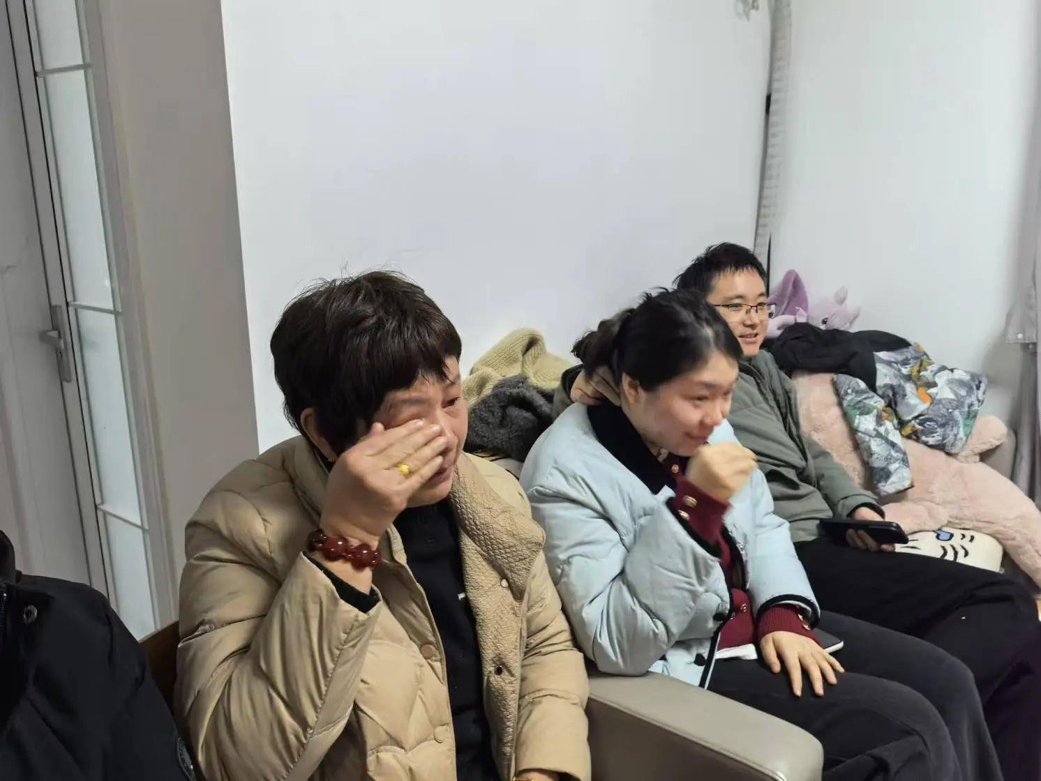 为飞机“抽血和做B超”我的爸爸是“鲲鹏”背后的医学专家