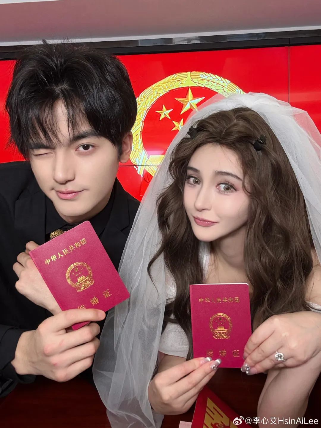 热搜榜首！著名女演员正式宣布喜结良缘