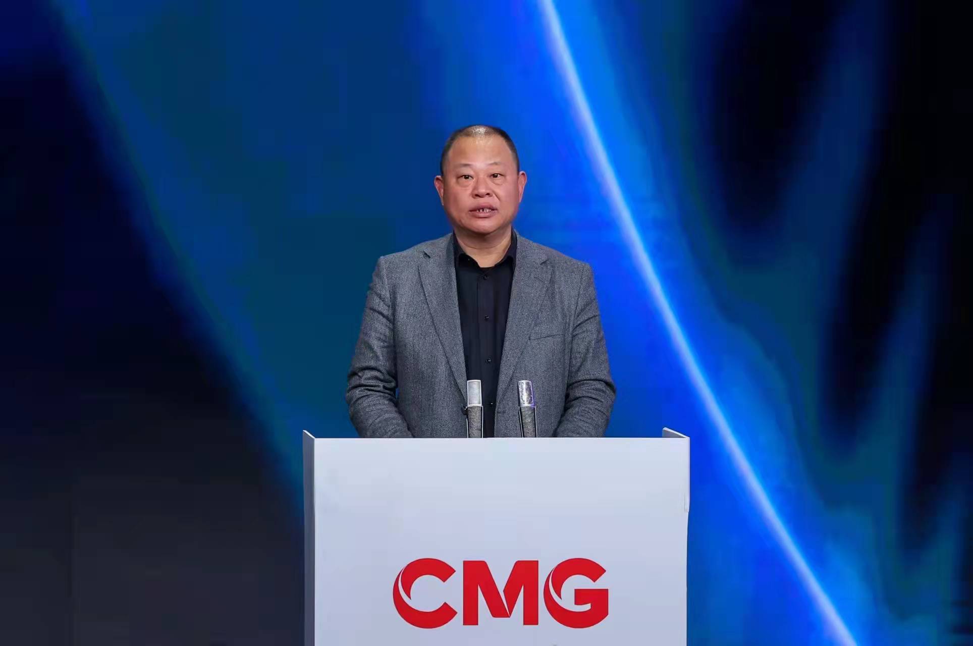 青年观众的追剧偏好分析：解读《2021中国电视剧发展报告》发布的关键发现