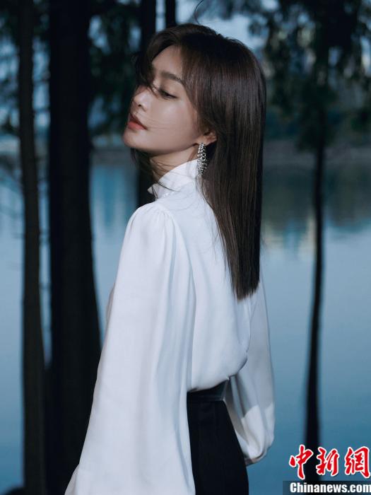 秦岚谈婚姻：水到渠成的关系才是真正的幸福，不应给他人施加压力