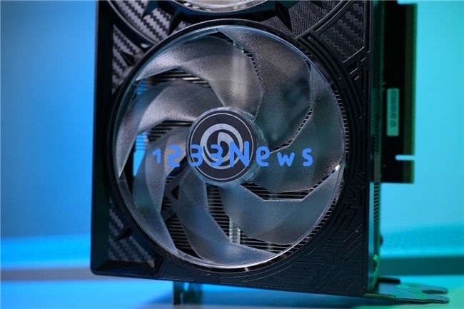 更快更强更AI，影驰GeForce RTX 5090 D 大将评测
