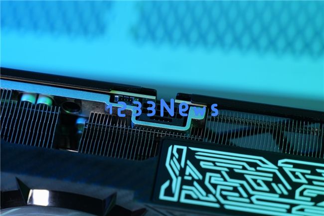 更快更强更AI，影驰GeForce RTX 5090 D 大将评测