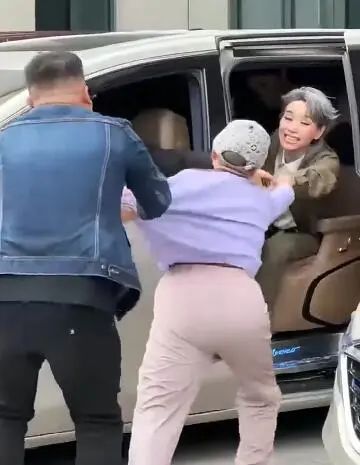 叶童首度回应遭遇疯狂粉丝事件，深入背后原因引发热议