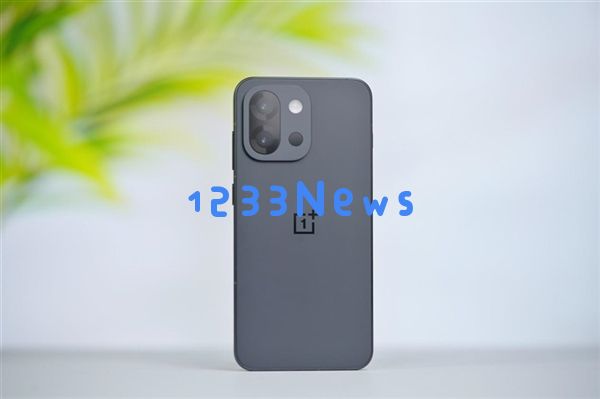 AI重塑手机体验：骁龙8至尊版开启智能手机“超个体”时代