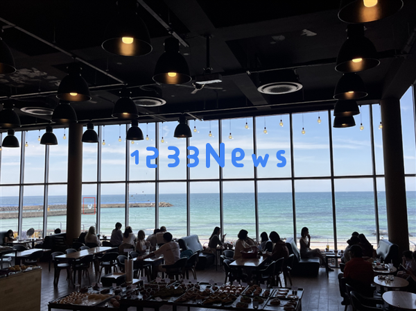 当了这么久“汪峰” 阿里的Qwen3终于喜提热搜了