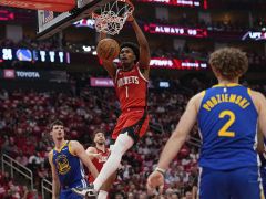 NBA季后赛最新战况：火箭首发狂砍101分复仇勇士反超系列赛2-3 阿门豪取25分5助攻限制库里仅得13分