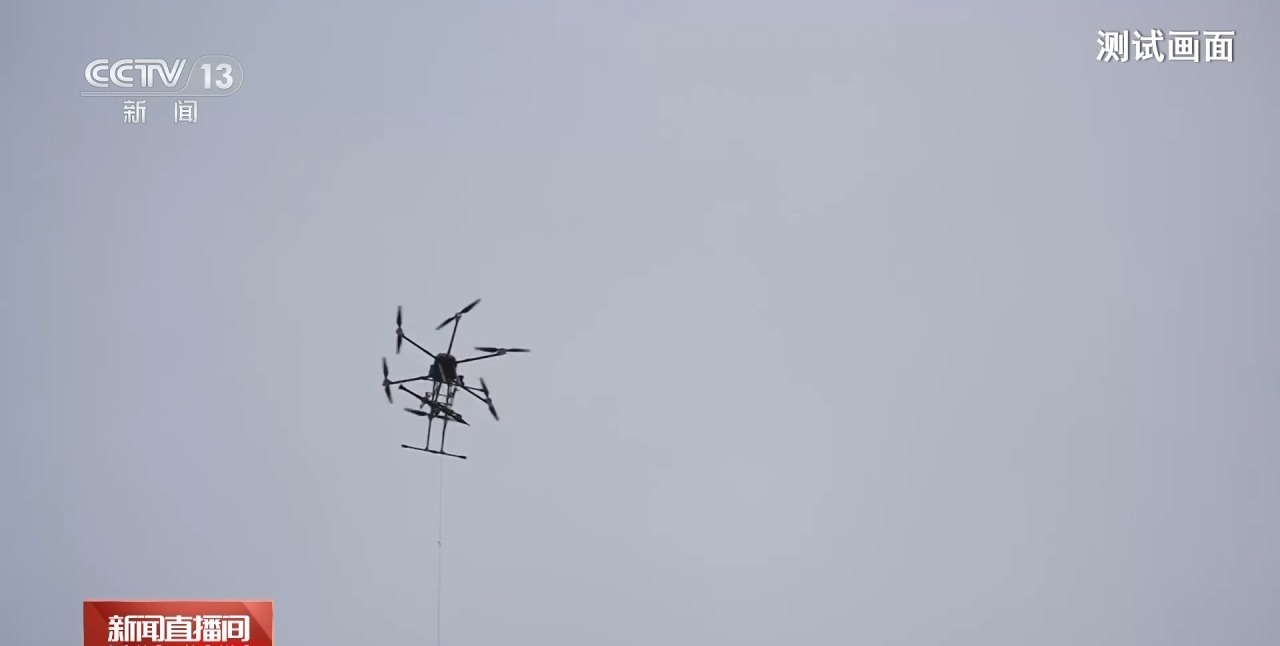 无焰电磁武器与无人机投弹系统……我国陆海空军新装备不断更新升级