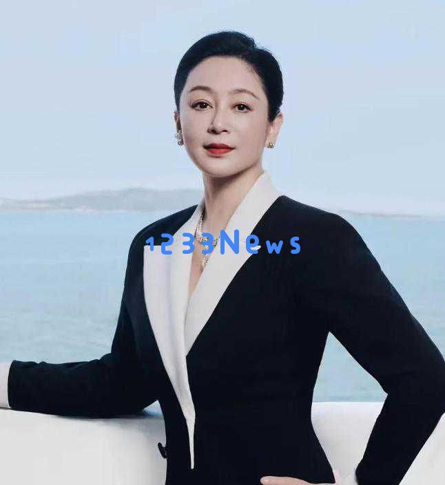 网络热议：倪萍与陈红的同框时刻，二十年恩怨已成历史