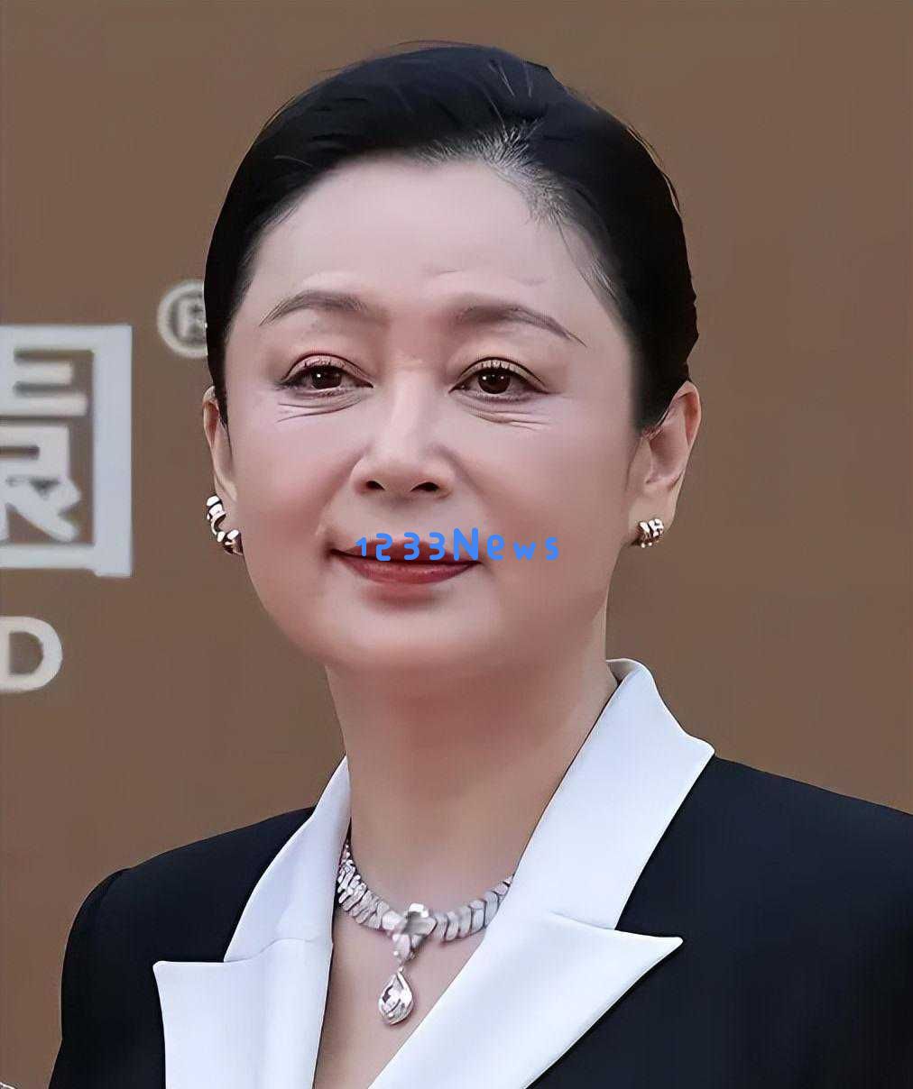 网络热议：倪萍与陈红的同框时刻，二十年恩怨已成历史