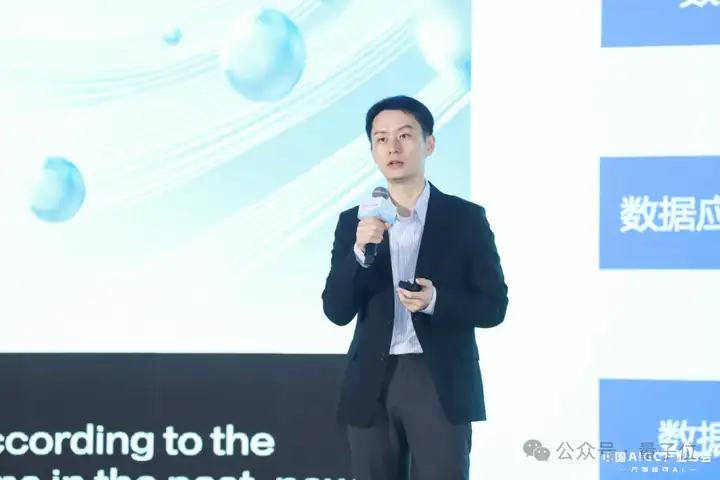 DeepSeek引爆「万物皆可AI」时代，20余位大咖分析行业痛点，万字梳理干货在此