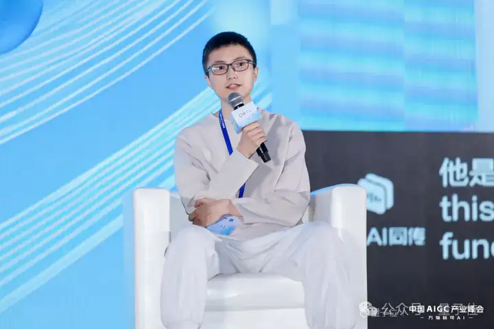 DeepSeek引爆「万物皆可AI」时代，20余位大咖分析行业痛点，万字梳理干货在此