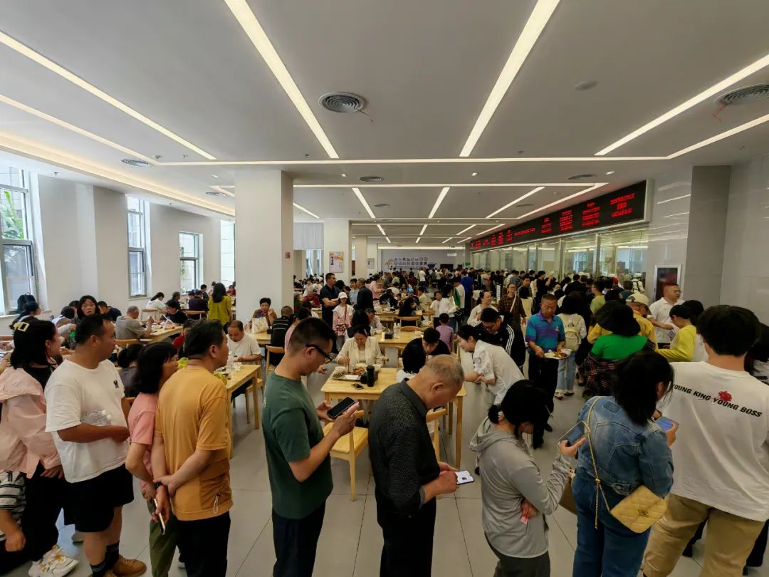 旅游首餐选择政府食堂，浙江再度展现对游客的热情服务