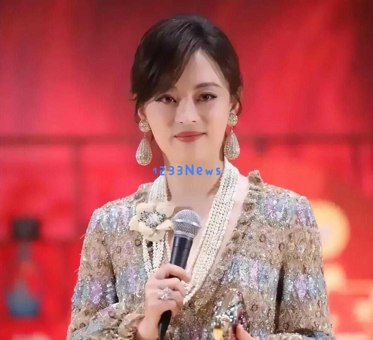 张艺谋的看法并无失误，孙俪的“特别”才是娱乐圈真正的智慧象征