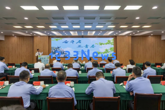 镇江公安积极组织“青春奋斗者”主题宣讲活动，激励年轻人奋发向前