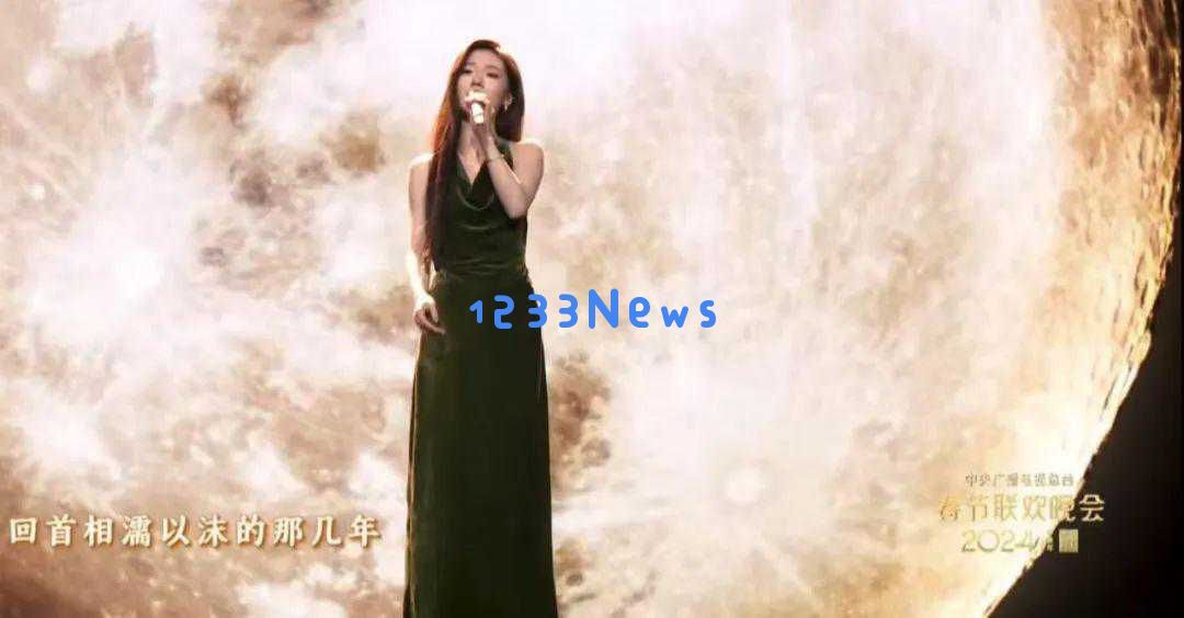 单依纯的形象与真实自我之间的距离，似乎不再纯洁