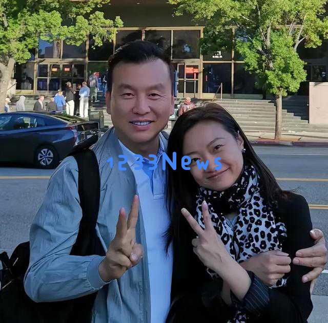 张泽群从中央电视台主持人转型为“老顽童”，不经意间迎来新的人生阶段