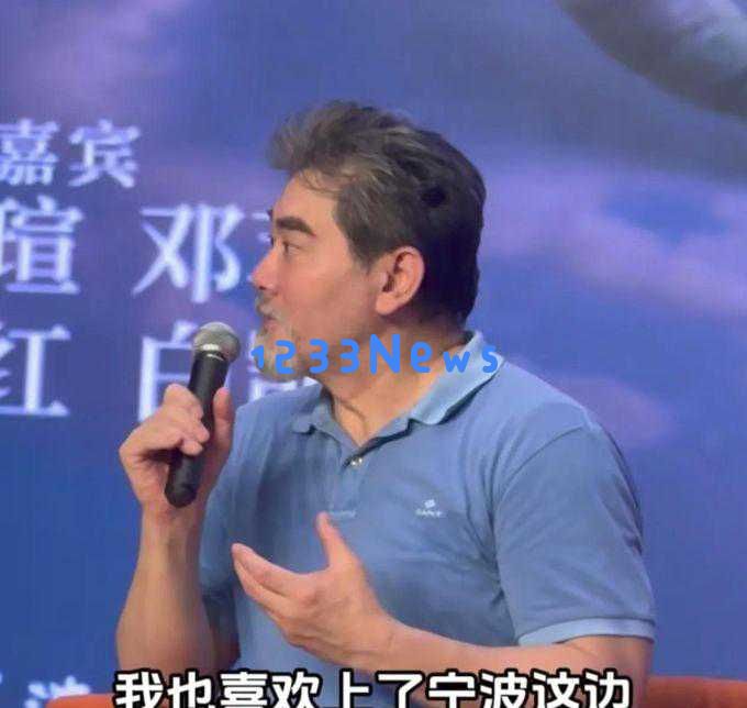64岁赵文瑄选择宁波定居，郊外大别墅生活，陪伴他的有3只猫和5只狗