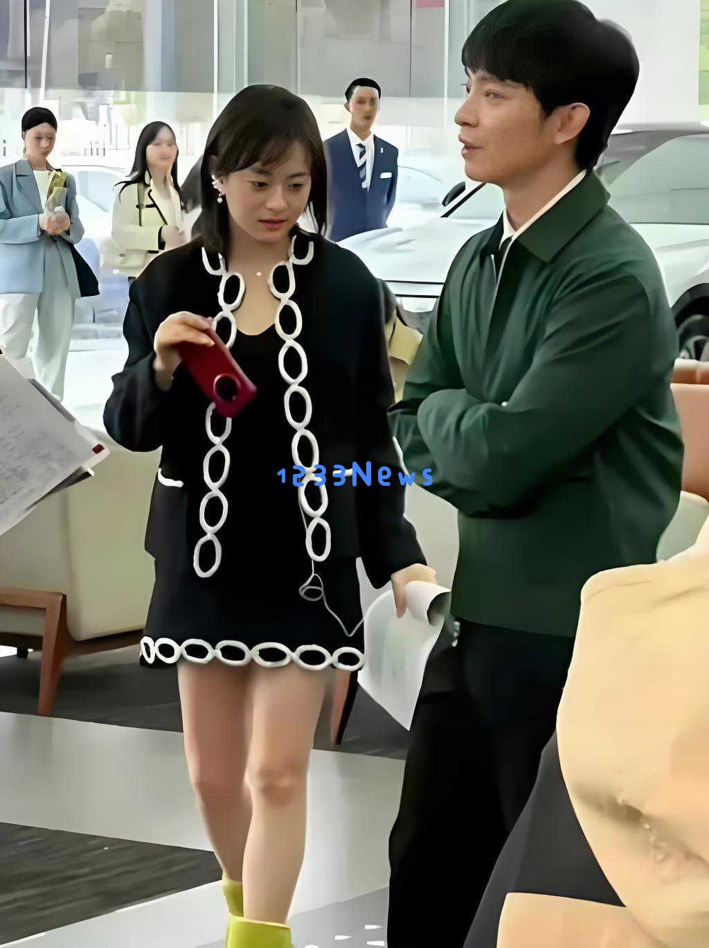 孙俪董子健母子情深戏剧引热议反传统姐弟恋获评年度最佳情侣