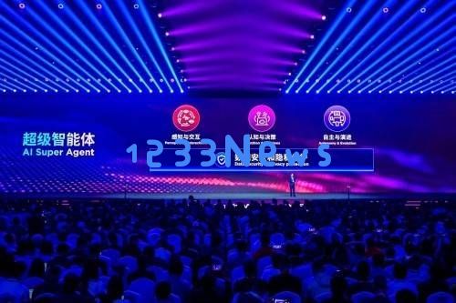 超级智能时代的到来：AI技术如何重塑未来格局与算力基础设施的创新驱动？