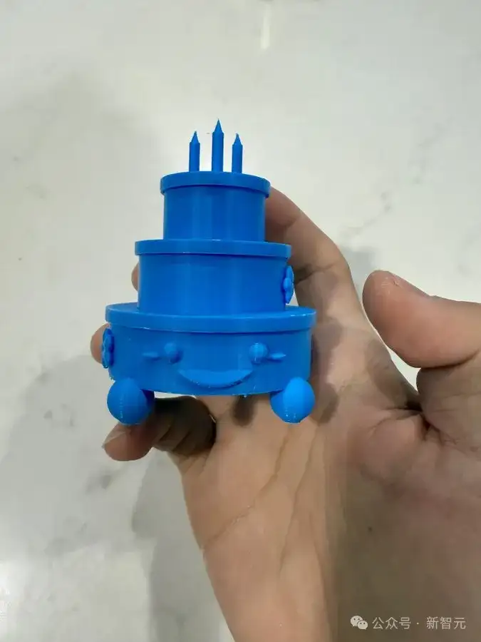 Gemini 2.5疯狂反扑OpenAI，智商130碾压人类！一键3D打印蛋糕、秒解魔方
