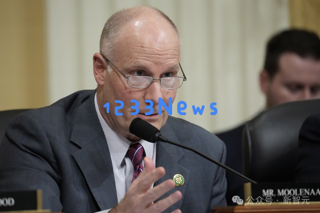 哈佛斯坦福顶尖中国毕业生回流，向DeepSeek疯投简历！美国人才开始逆向归国