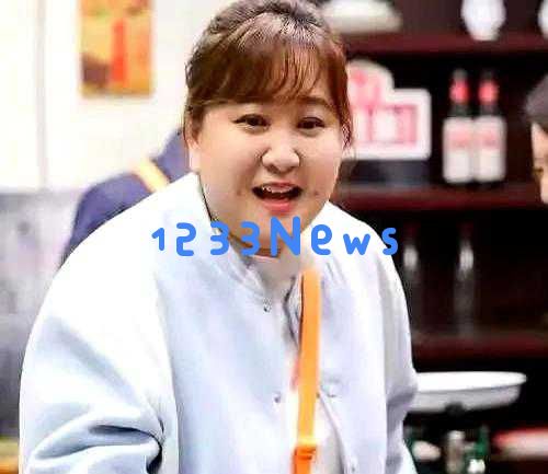贾玲43岁生日庆生气质大变样，摆脱土味焕发新魅力