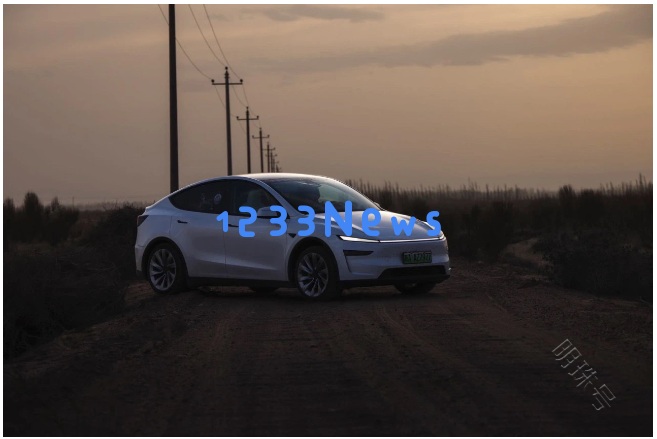 2025年第三届丝路集结赛颁奖典礼与中亚自驾游出关仪式在塔城成功举办