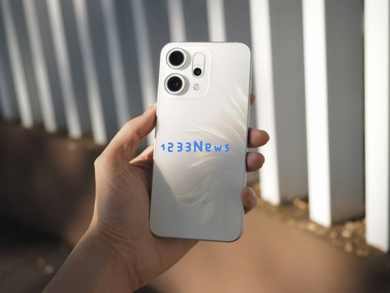 OPPOReno14系列深度评测：是否能成为中端手机的新标杆，引起果粉们的关注？