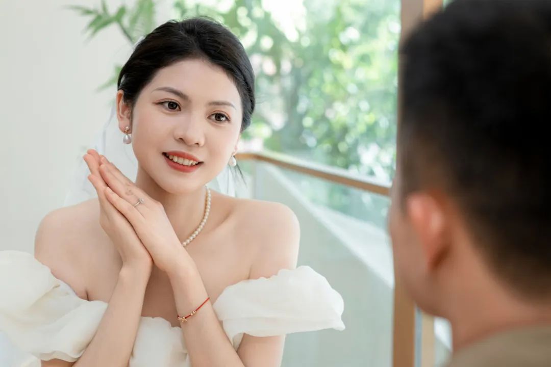 左手握住你，右手致敬！在520这一天，聆听军人恋爱的动人故事