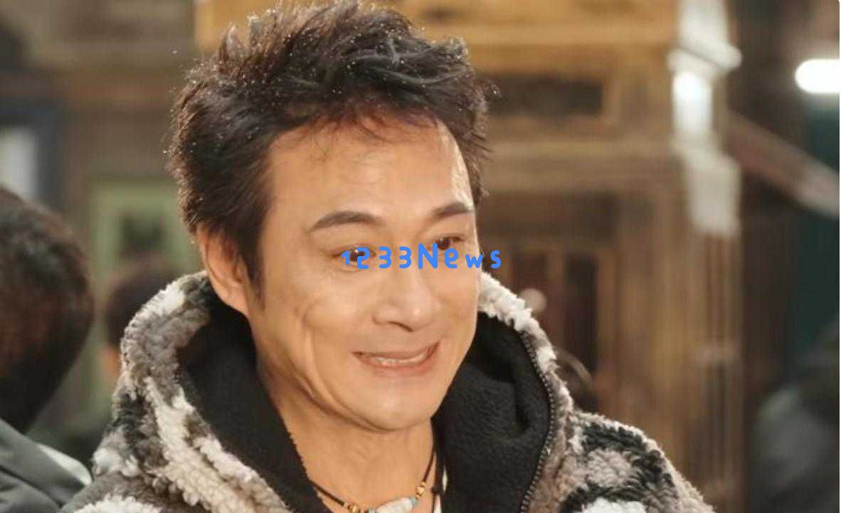 杨子在《演员请就位3》中的精彩表现，能否为他的人生带来新的转机？
