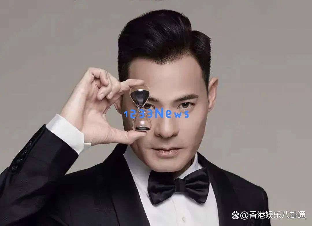 TVB“最佳男配”黄智贤在地铁被粉丝偶遇，网友纷纷评论认出脸却不知名