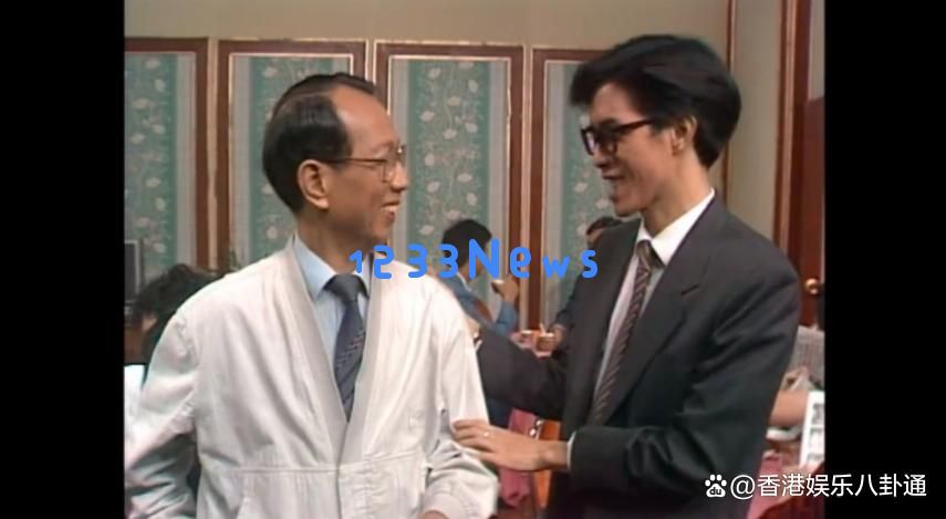 69岁TVB“常驻小角色”罗青浩罕见露面状态亮眼令人惊叹！