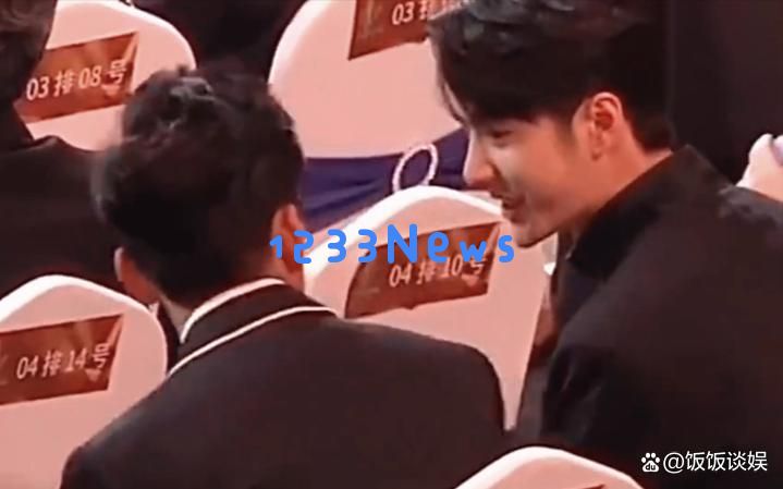 王一博三度冲击华表奖失利，粉丝愤怒称其成“陪跑工具人”引发热议
