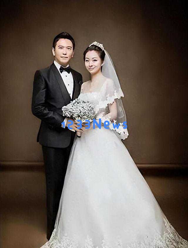 年过六旬的温兆伦重返娱乐圈，魅力依旧令人瞩目，家庭幸福美满令人羡慕
