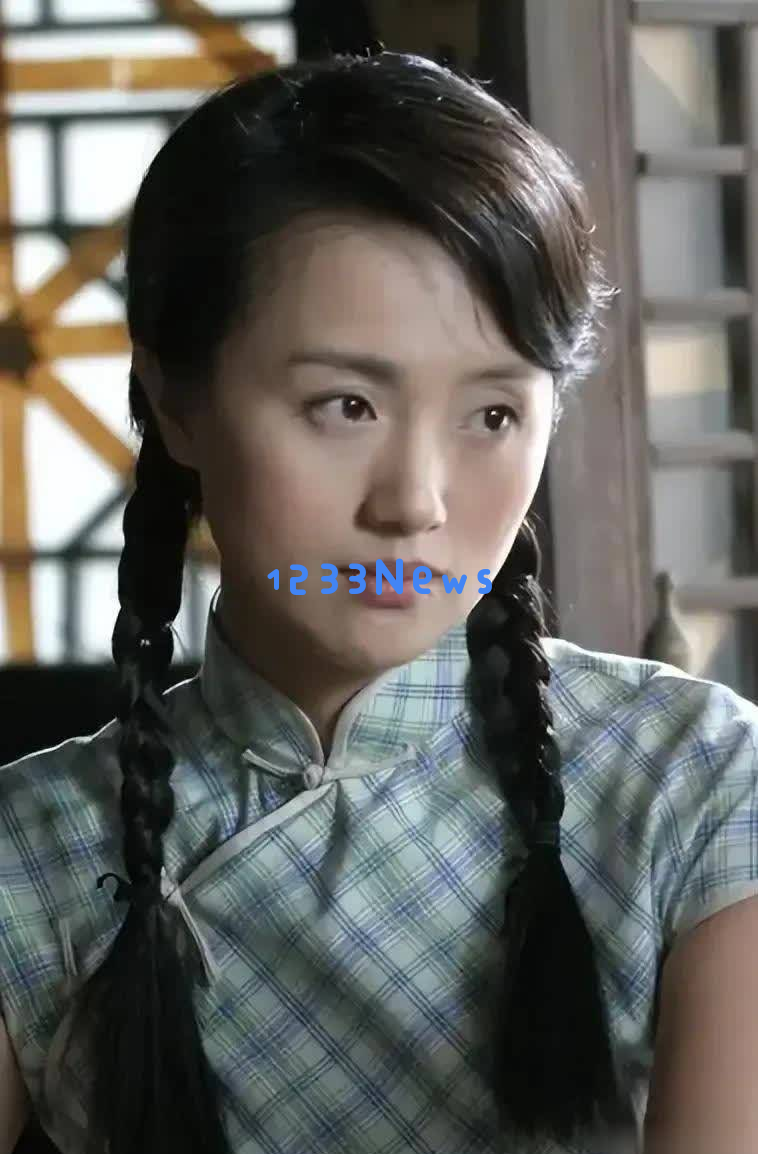 浏览朱媛媛从21岁到51岁间的18张优雅照片，才明白她的魅力一直如初