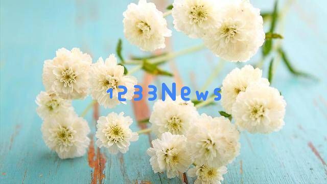 男生对你产生好感的迹象，即使不主动表白仍会不经意流露出来