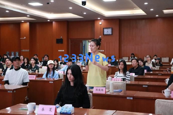 范丞丞及其他34位演员参加税务法规培训背后引发的故事是什么？