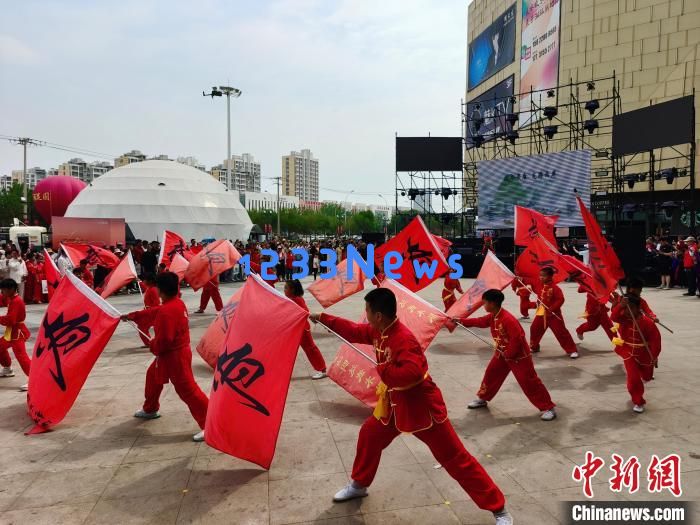 以武会友 2025年津台中华传统武术技艺交流大会在津举行：绝妙的文化盛宴，引领武术复兴潮流!