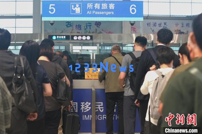大连机场口岸日韩籍旅客出入境同比增长65.8%：惊喜！人气回暖的背后竟藏着这些秘密