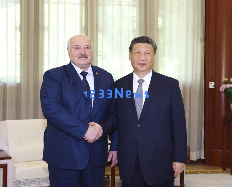 
习近平会见白俄罗斯总统卢卡申科：深化合作，携手共进的新篇章！
