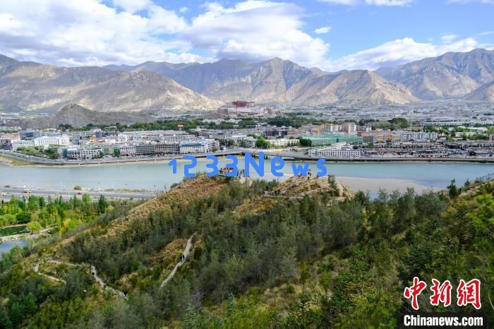 西藏生态环境质量持续保持稳定 多项指标全国领先：自然的恩赐与人类的责任