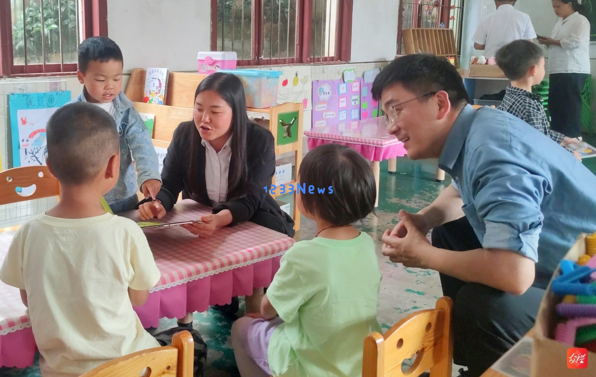 智志双扶大行动！浦东干部学院爱心团队温暖江口闵孝家庭，传递关怀与希望